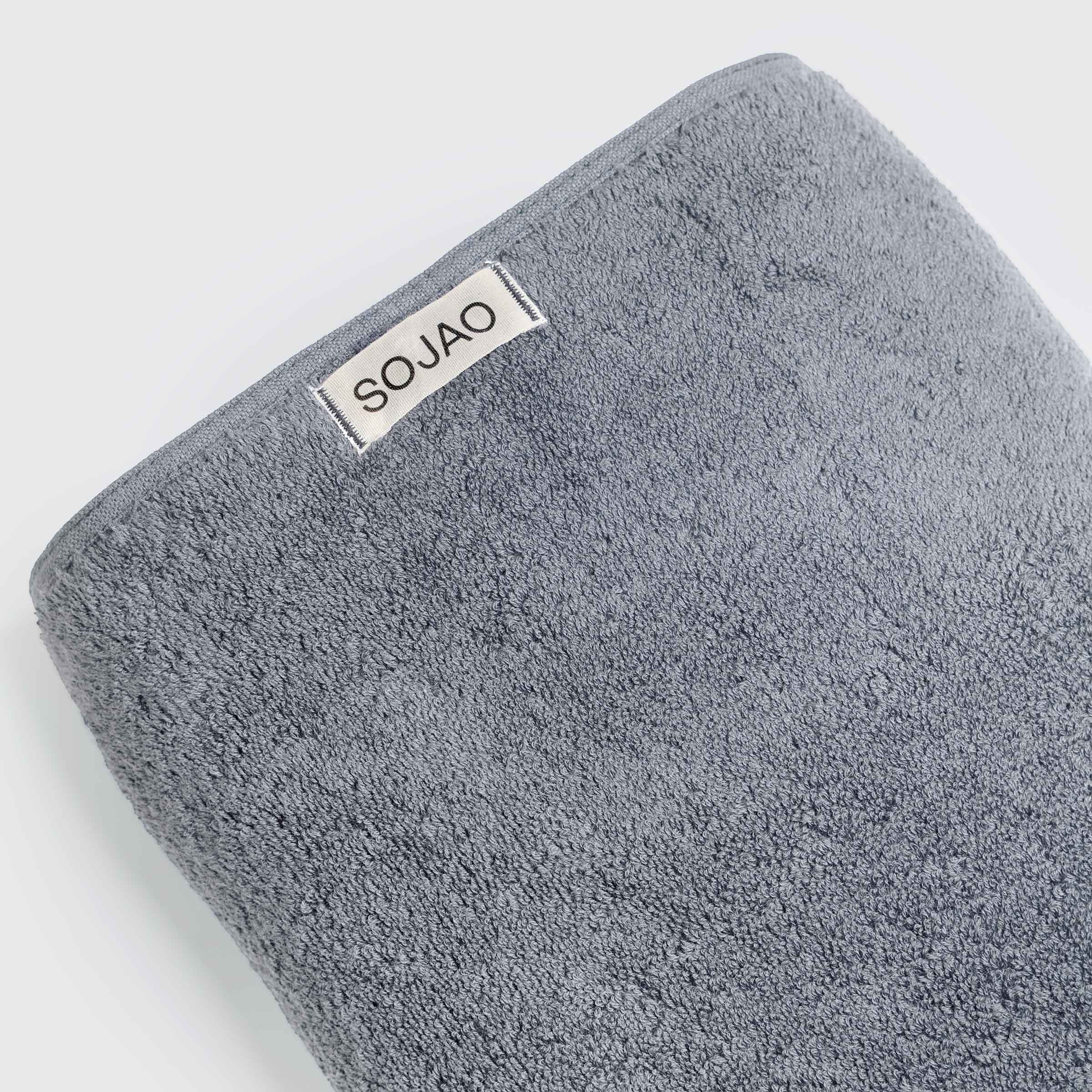 organic-cotton-bath-towel-in-frost-colour-SOJAO-tag-by-sojao