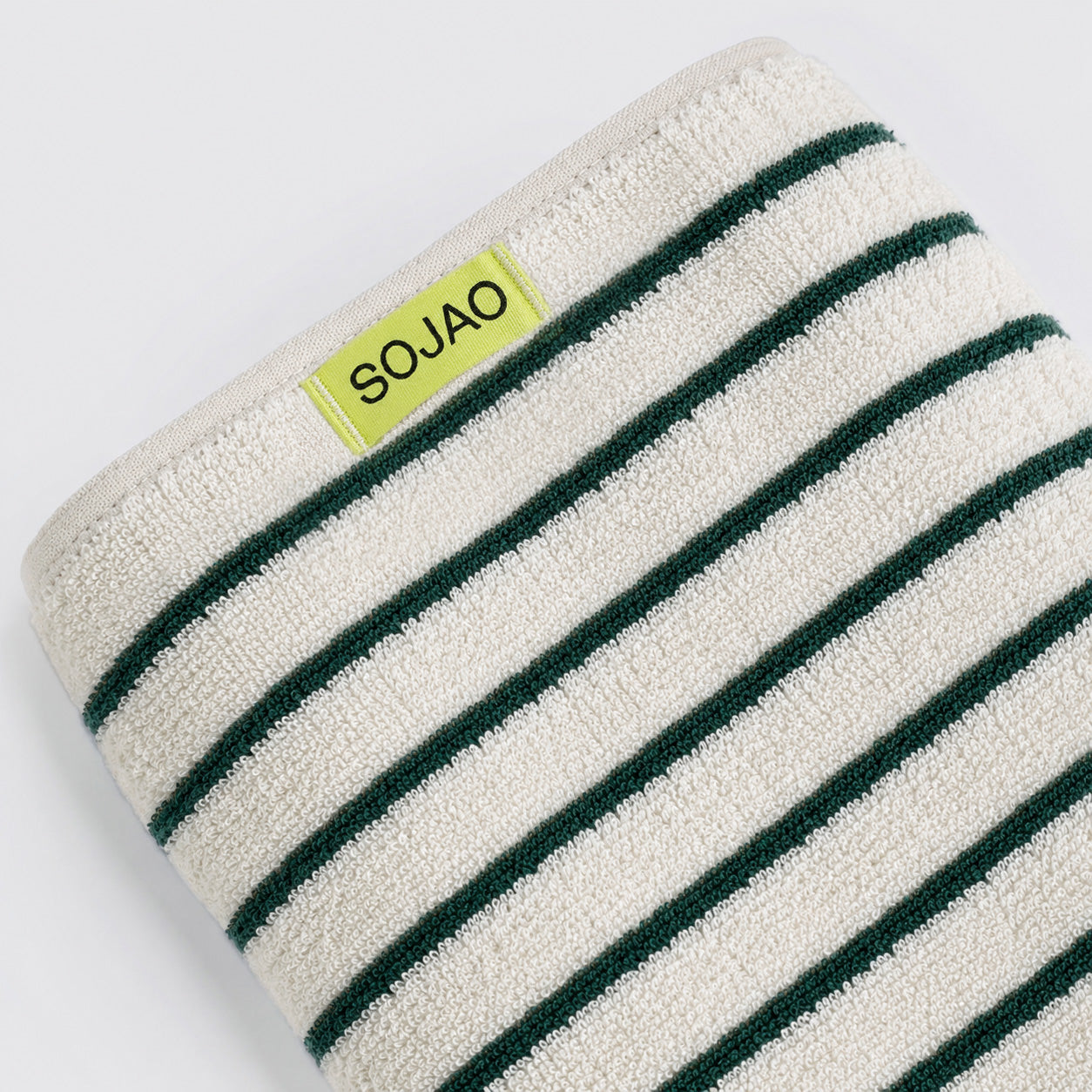 organic-cotton-bath-towel-in-forest-pinstripes-colour-SOJAO-tag-by-sojao