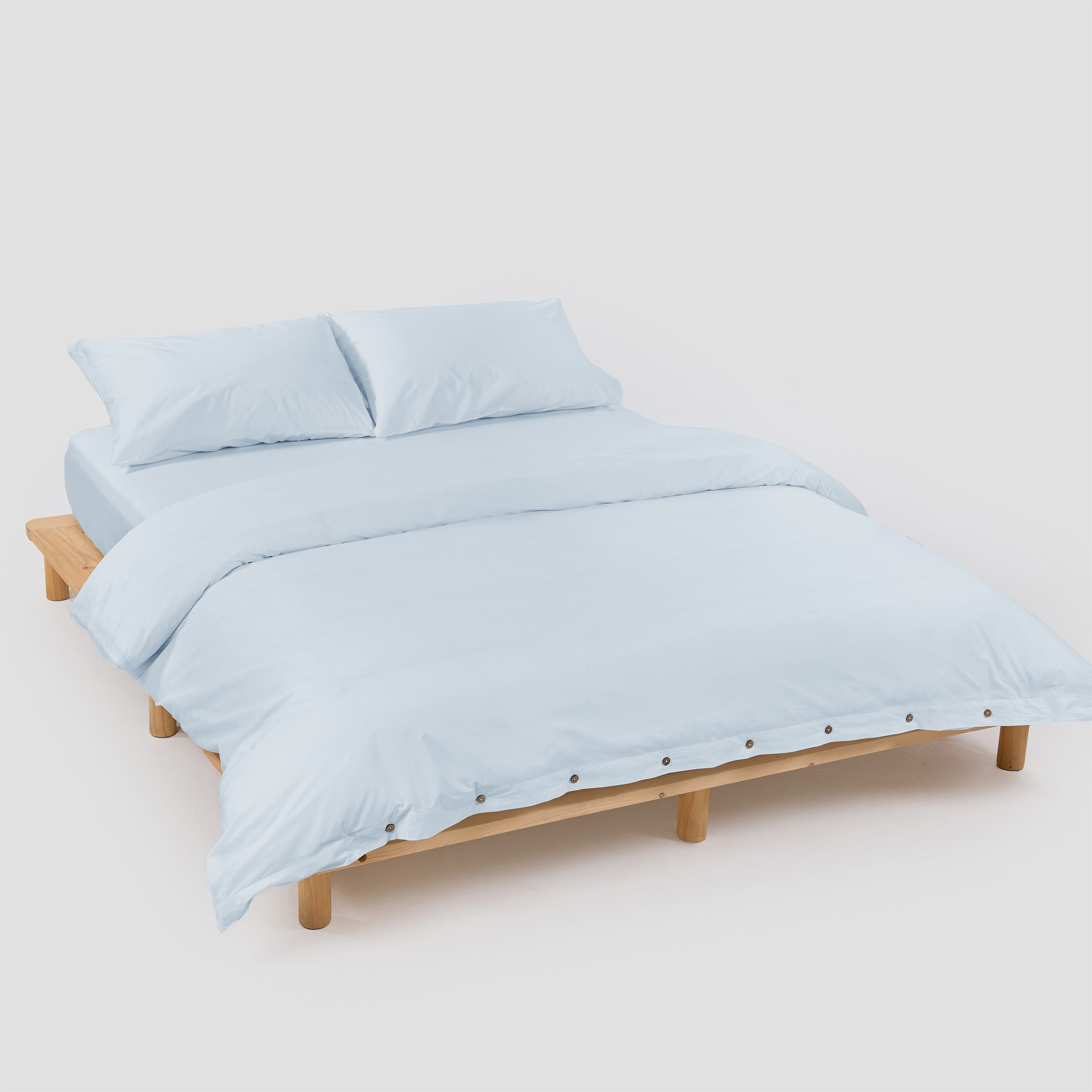 crisp-frost-duvet-cover-fitted-sheet-pillowcase-pair-by-sojao