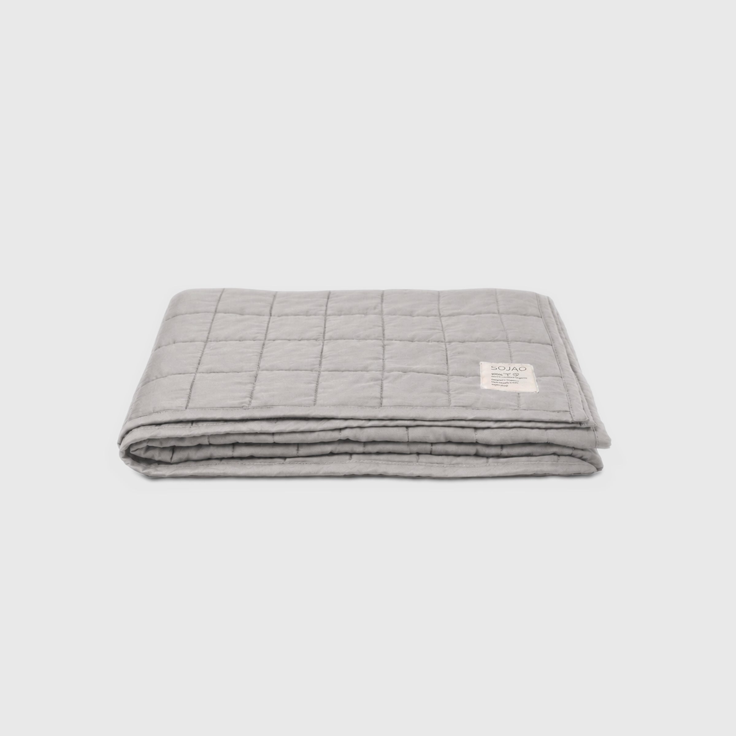 organic-cotton-pet-quilt-in-cloud-colour-by-sojao